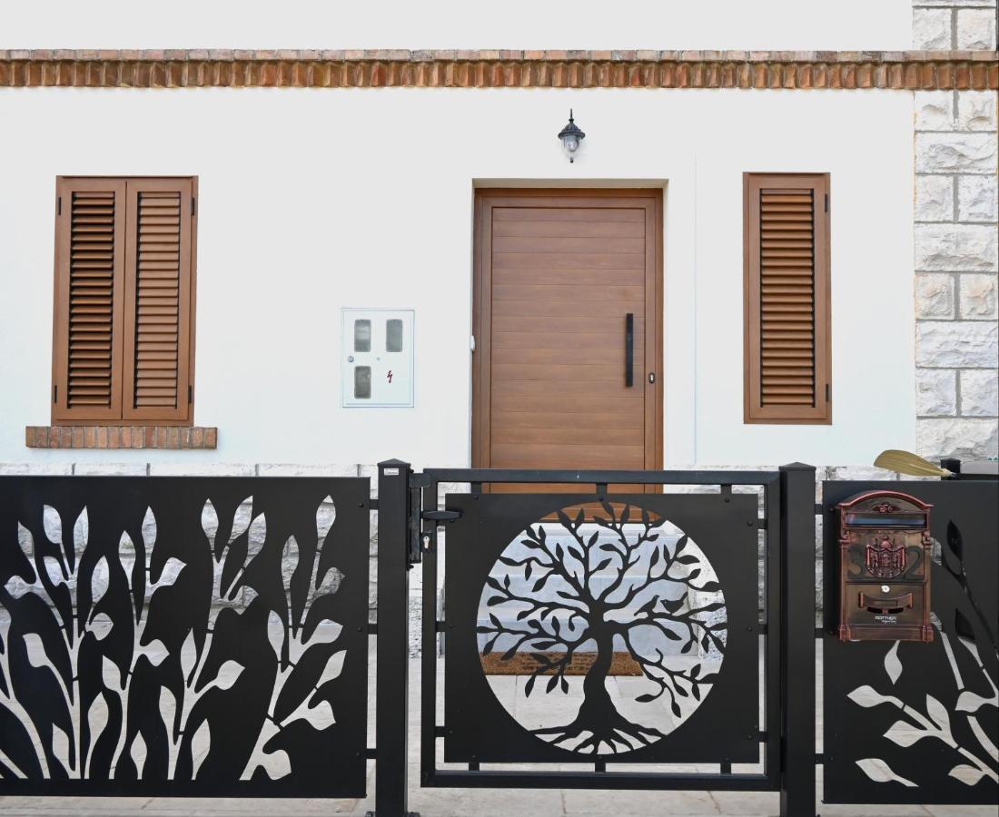 Boomerang - Holiday House With Sea View 다일라 외부 사진
